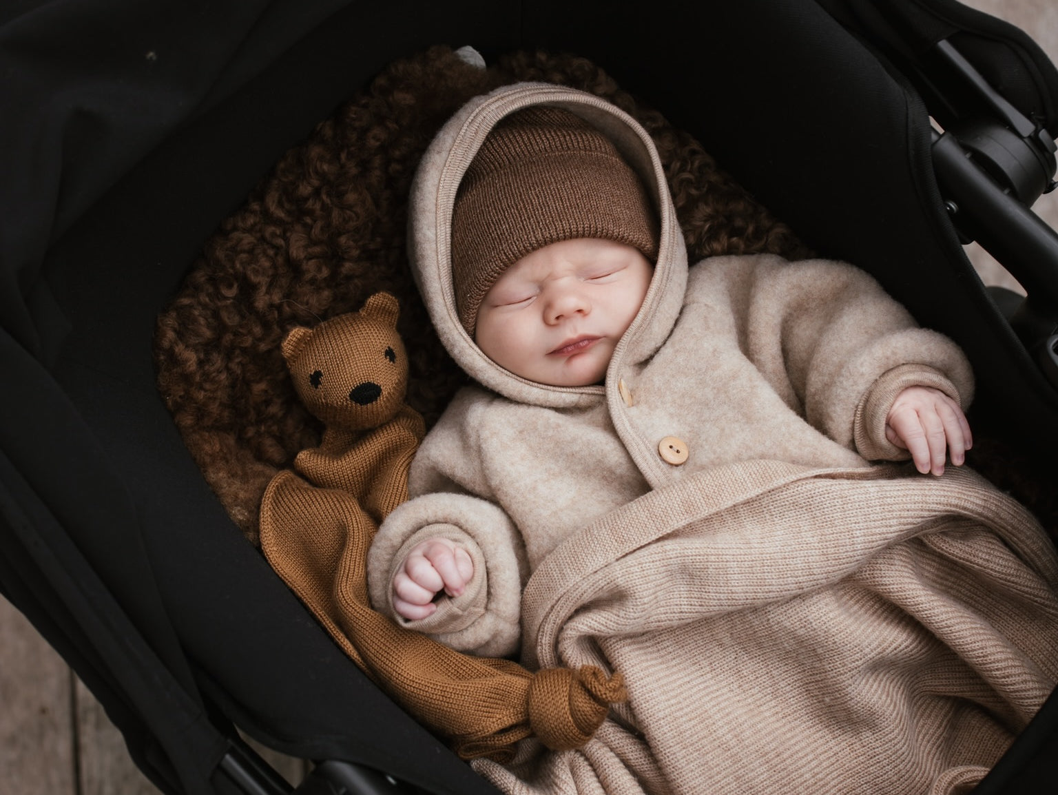 ENGEL: JAK PRAĆ I DBAĆ O WEŁNĘ MERINO?