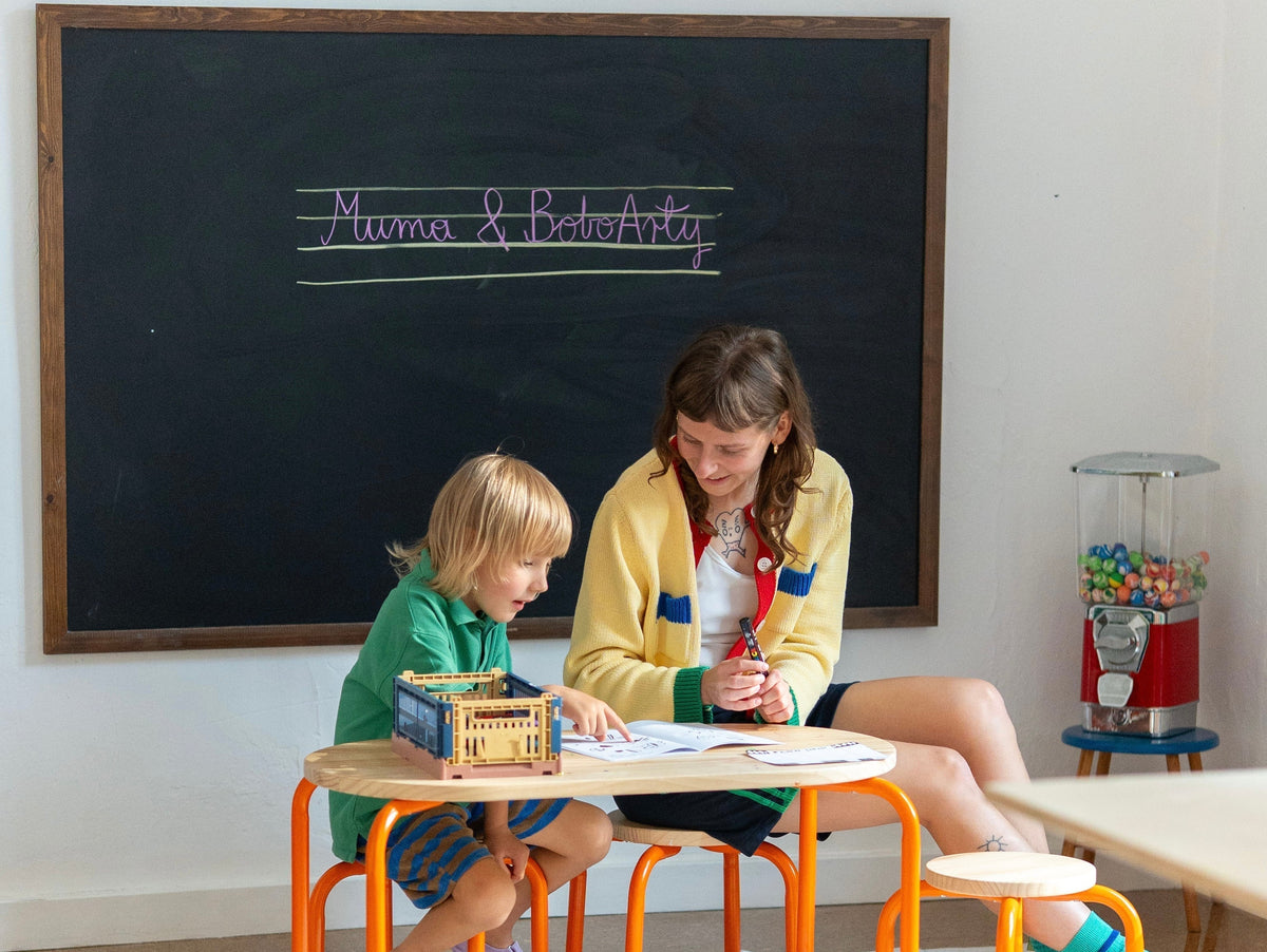 BACK TO SCHOOL, ALE PO NASZEMU. MUMA × BOBO ARTY