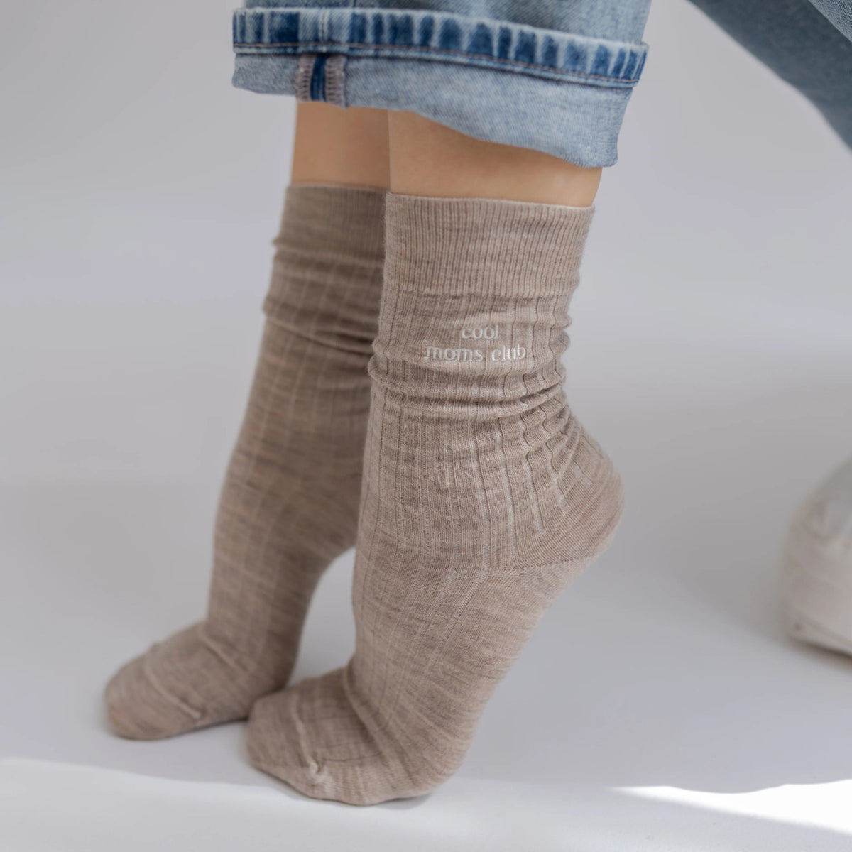 SKARPETKI MERINO COOL MOMS CLUB BEIGE THE SLINGS