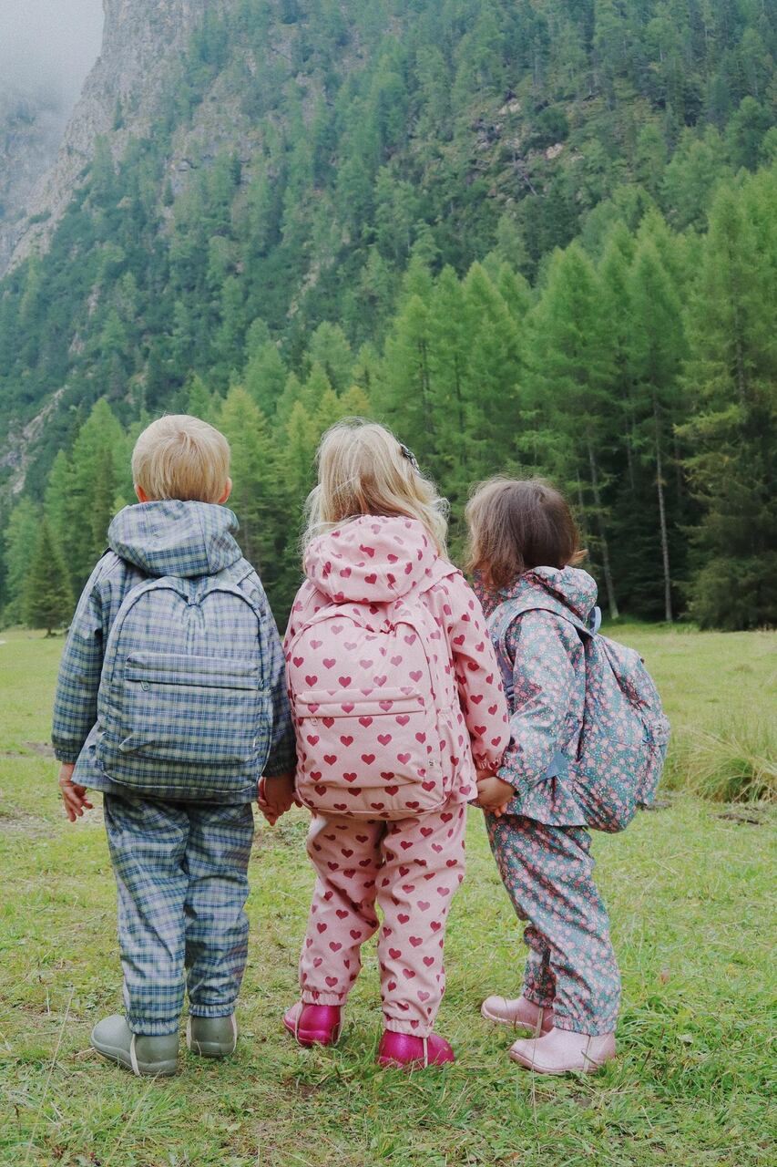 WODOODPORNY PLECAK RAINY MIDI AMOUR PINK KONGES SLOJD – Muma Concept